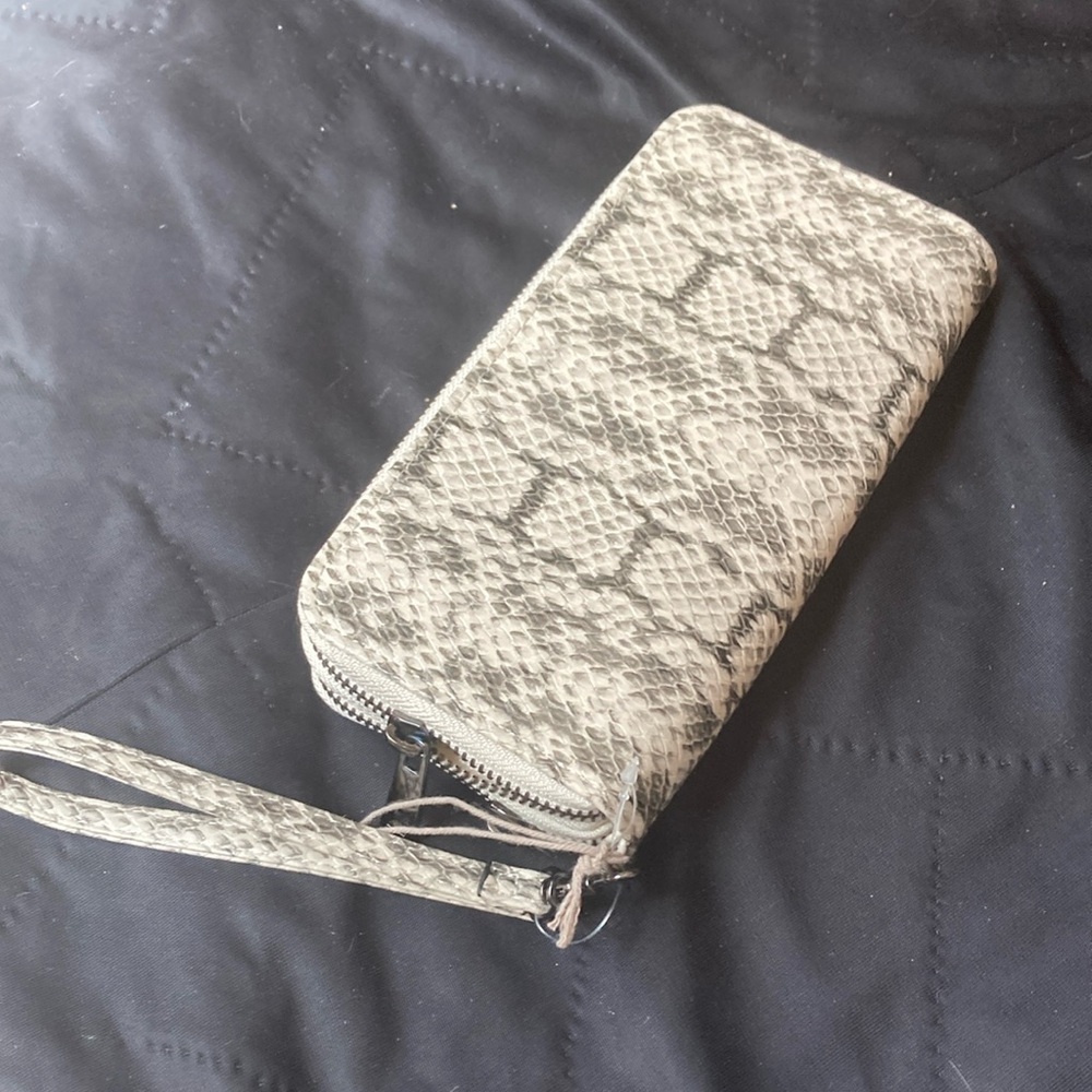 A new day snake skin wallet, clutch NWT